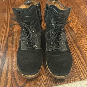 Anthropology Naya Black Suede and Leather Boots Size 9/40
